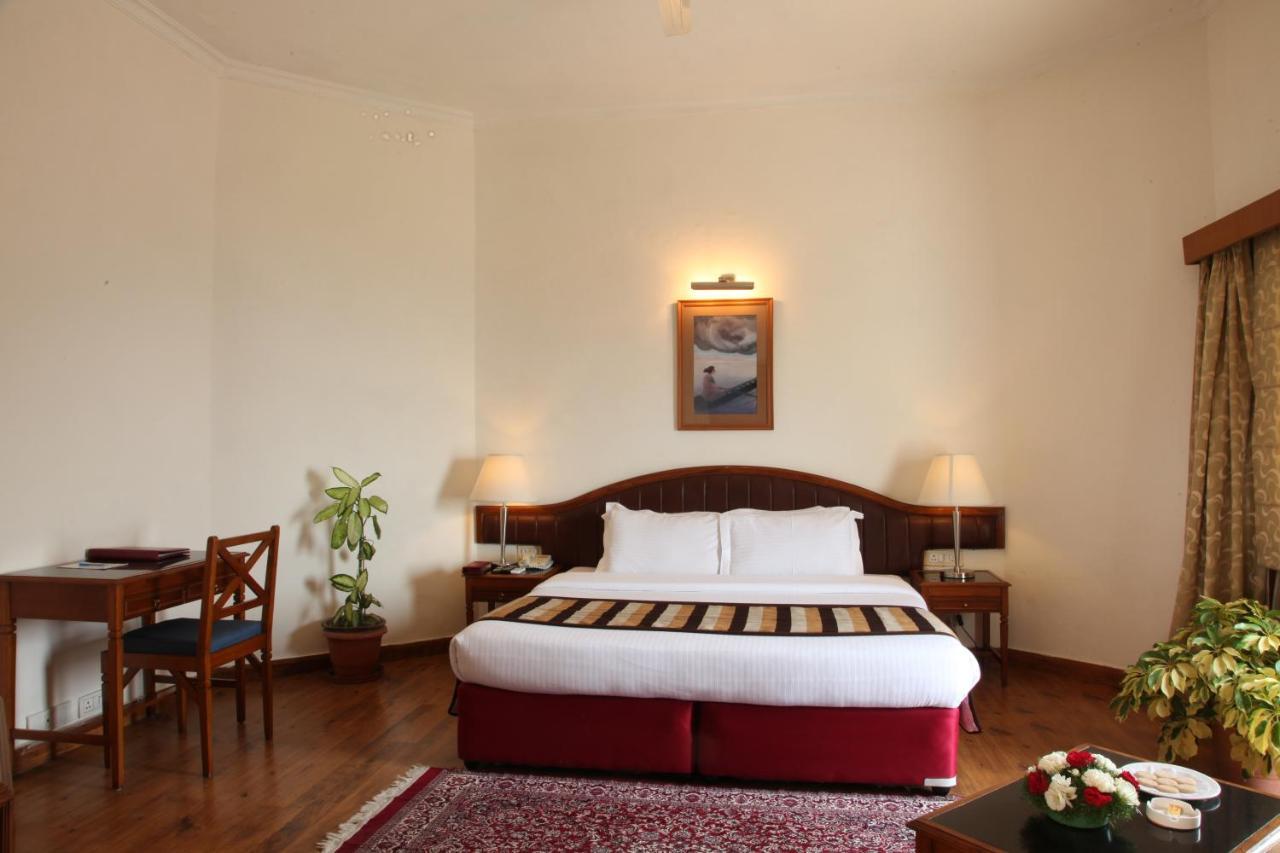 Timber Trail Base Resort - At The Foothills Of Adventure Parwanoo Ngoại thất bức ảnh